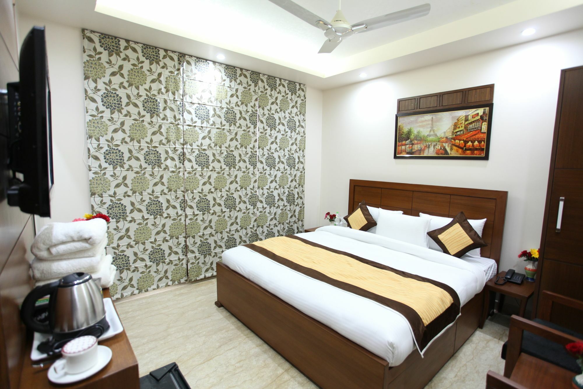 Hotel H.C Grand Új-Delhi Kültér fotó