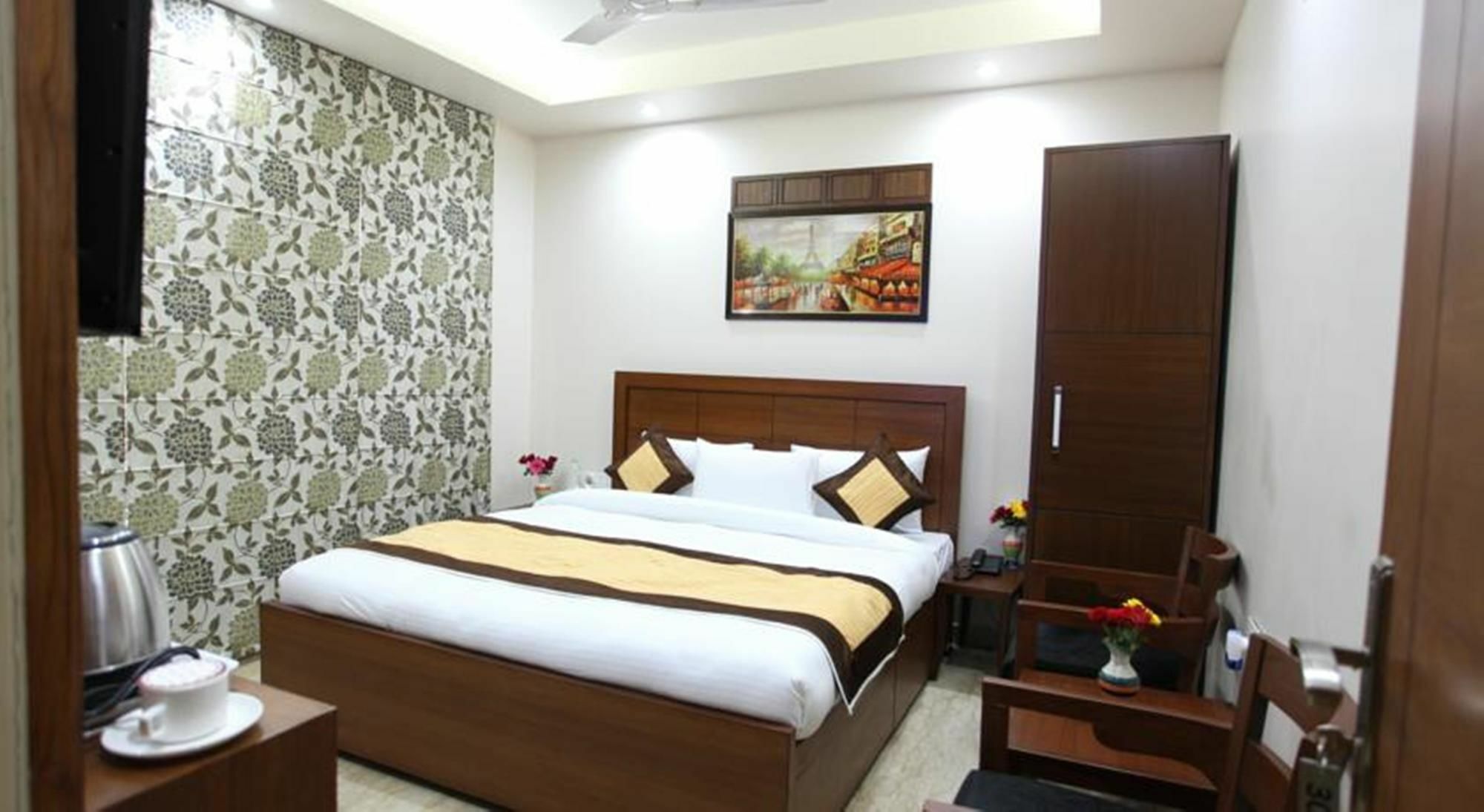 Hotel H.C Grand Új-Delhi Kültér fotó